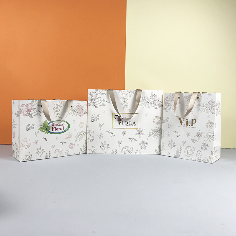 Lipack Handle Rivet Matte Laminated Finishing Paper Shopping Bags