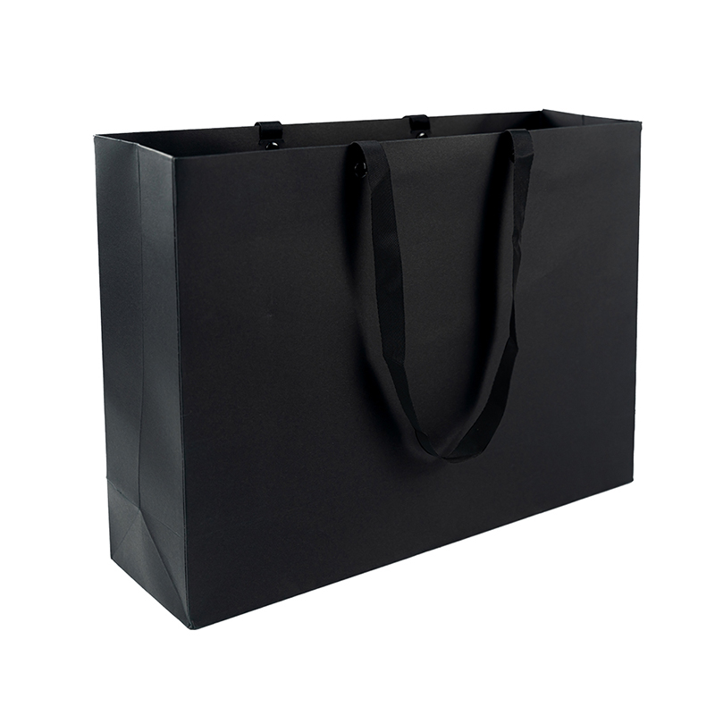 Lipack Custom Size Hot Paper Bag with Flat Nylon Handle for Clothing Packaging